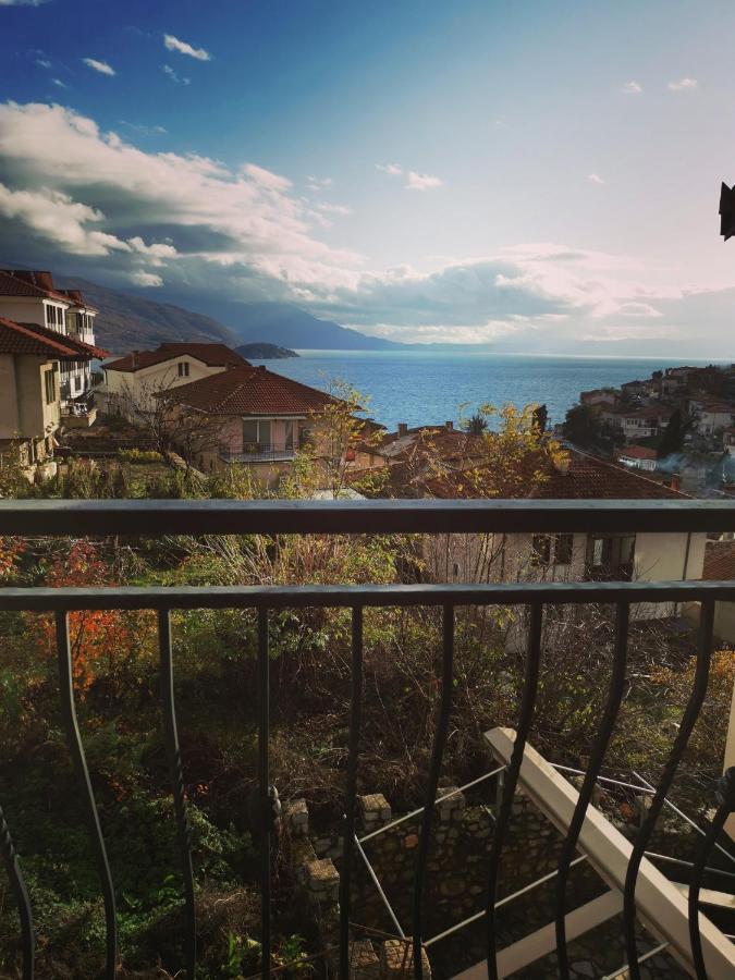 Lake View Apartment Ohrid Buitenkant foto