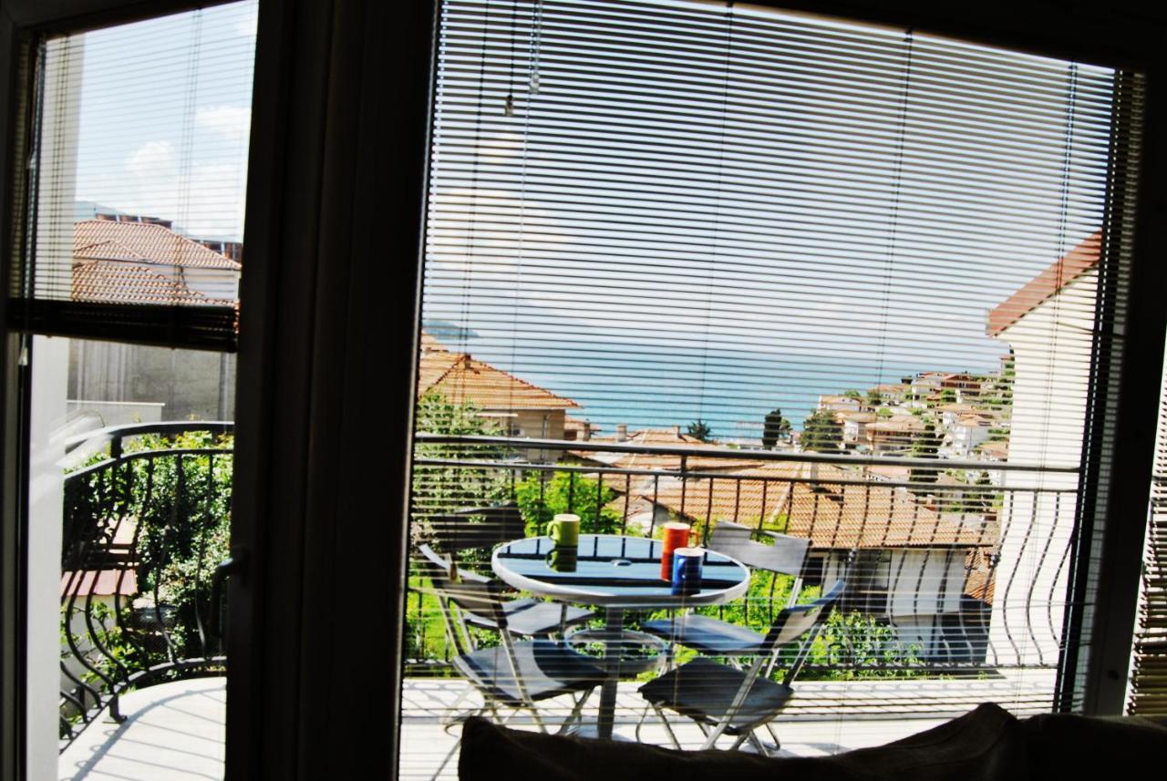 Lake View Apartment Ohrid Buitenkant foto