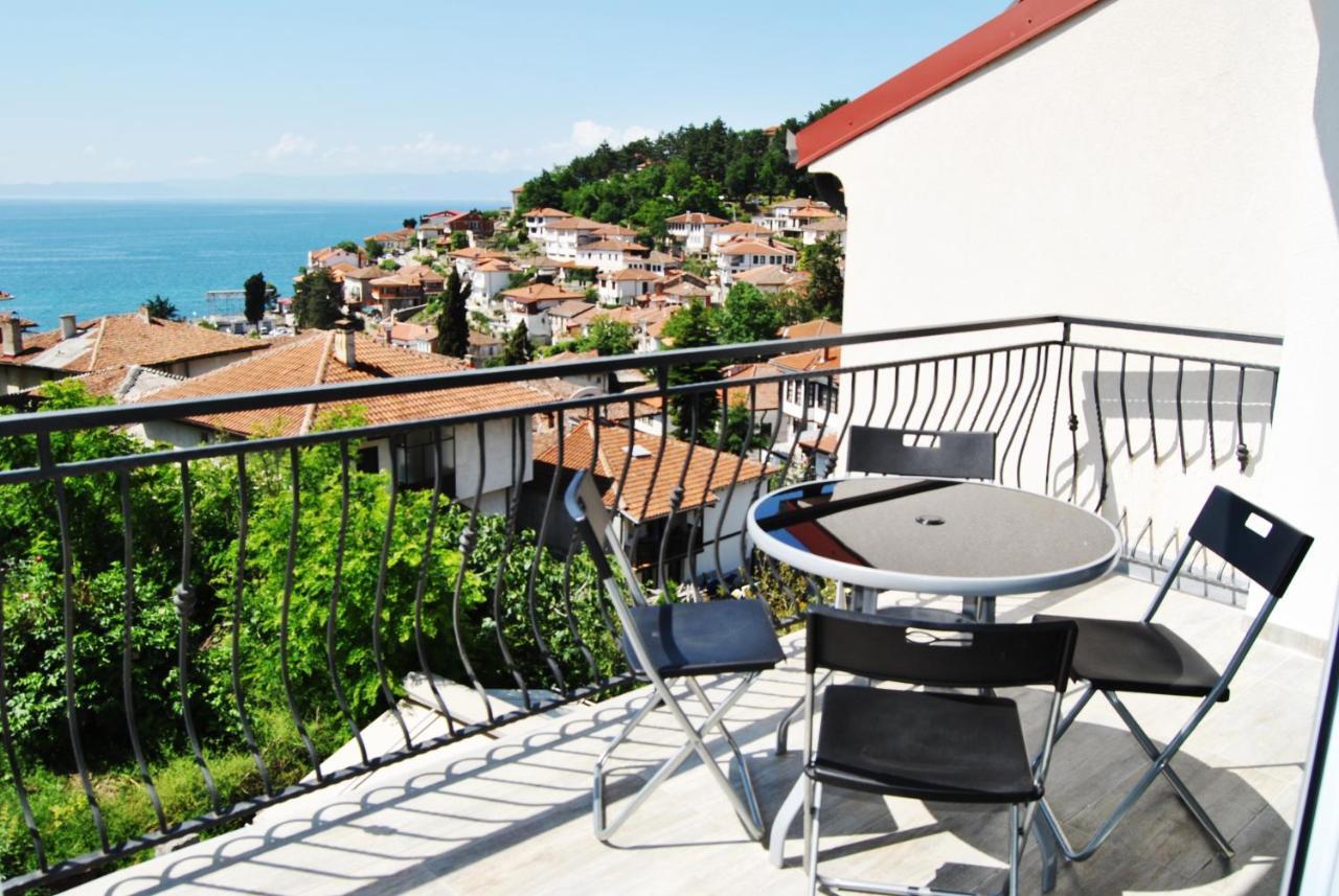 Lake View Apartment Ohrid Buitenkant foto